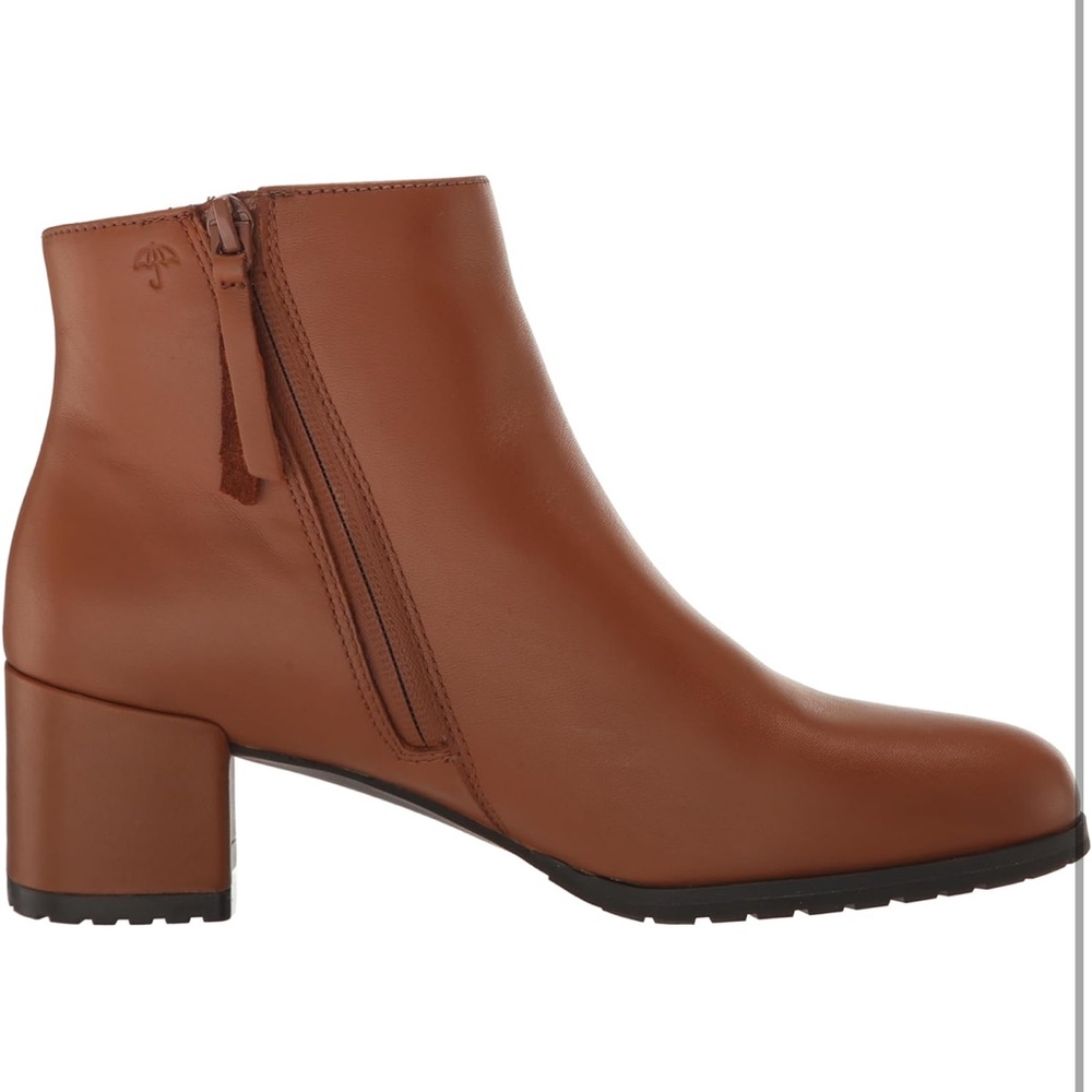 Naturalizer Brown Leather Side-Zip Ankle Boots Wide